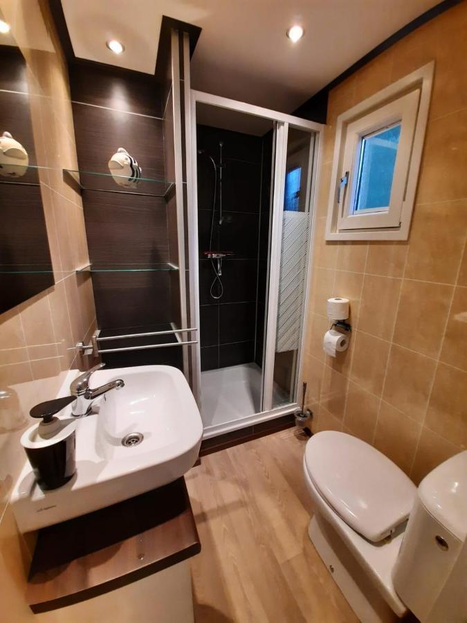 Chalet De Huismus Rijs Eksteriør billede
